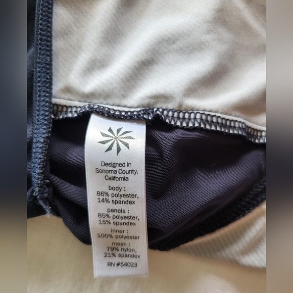 Athleta 'Ready Set Go' Blue Geometric Lined Running Shorts, Size Small - Picture 5 of 6